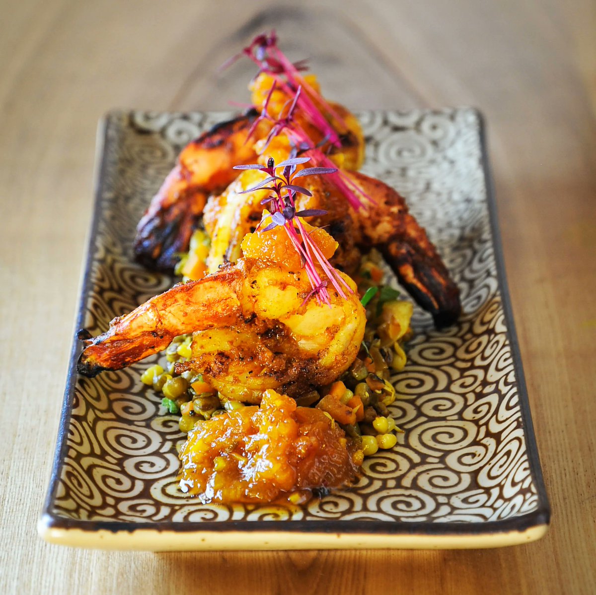 pukkatoronto's tweet photo. Who are you going to share your gunpowder prawns with? Tag a friend 🤤

#modernindianfood #toptorontorestaurants #stclairwest #foodgawker #tofoodies #tofoodie #tofood #foodpornto #torontoeats #eatstoronto #cravethe6ix #tastethesix #SeeTorontoNow #ShowLoveTO #DestinationToronto https://t.co/GgrIClxlbV