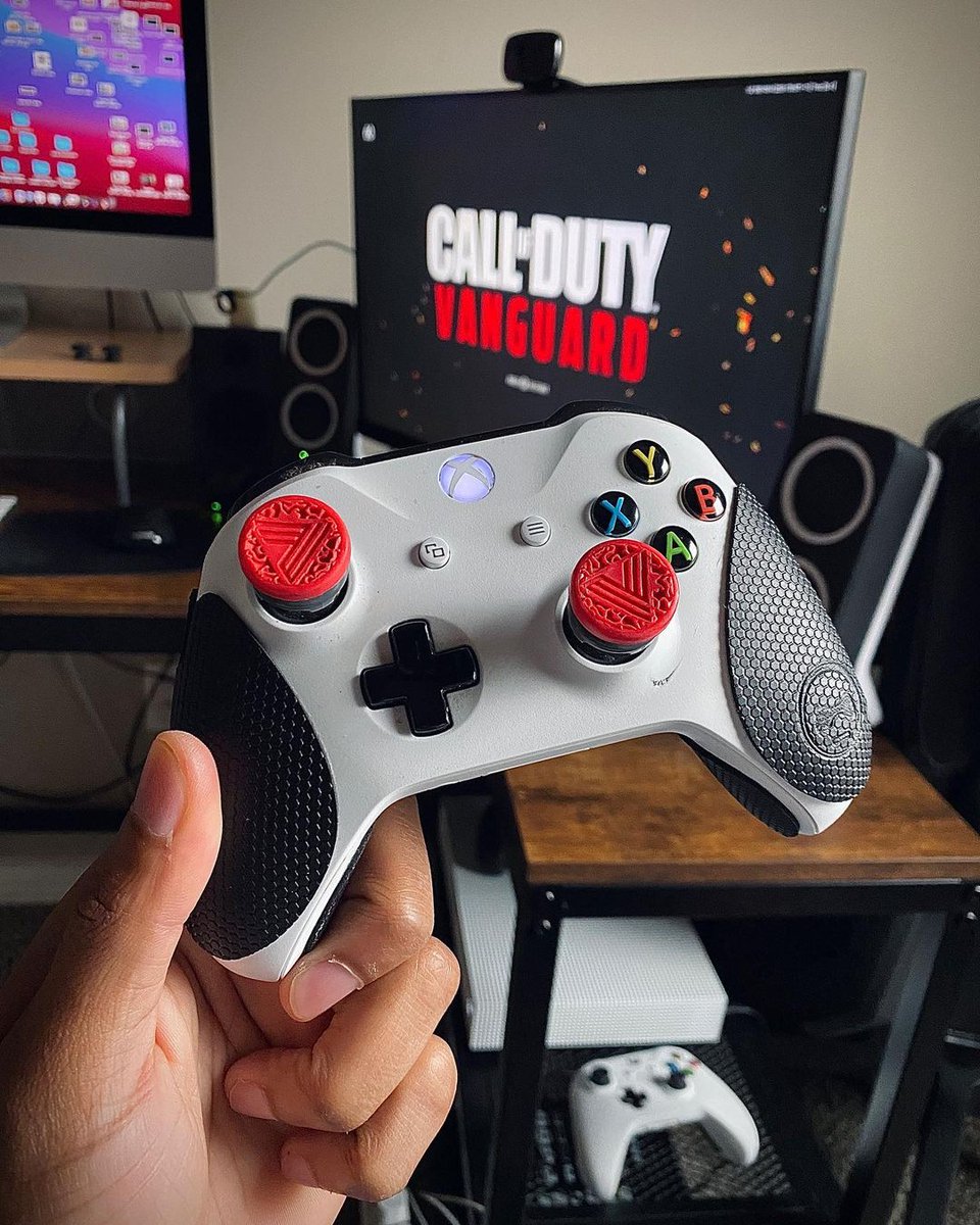 Trasforma il tuo controller standard in un controller da pro gaming !

📷: @tharealistryan
#KontrolFreek #SteelSeries #KontrolFreekIT