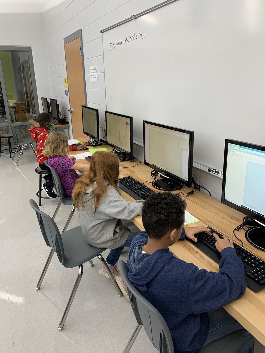 Emily Hurst tweet media