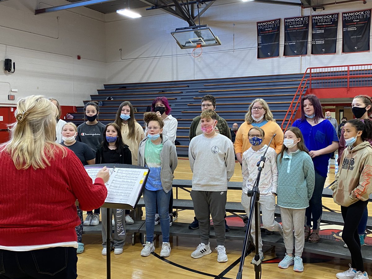 HCMS_Hornets's tweet photo. HCMS Choir entertained our students this morning! https://t.co/EKR1Fx89cf