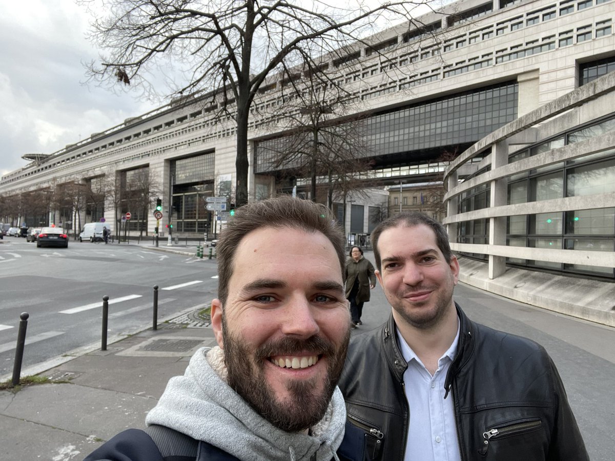 egleek's tweet photo. Après Helsinki, c’est Bercy! C’est parti pour #FrenchTechRise! Merci @Le_Poool puis coucou à l’équipe de @MalizenSecurity https://t.co/sdp4tgxBVI
