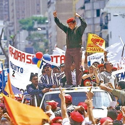 Hace 23 años, un día como hoy, el Cdte Hugo Chávez se impuso a la oligarquía y al imperialismo con una contundente victoria electoral. Iniciamos la refundación de la Patria, inaugurando la V República, que hoy avanza indetenible hacia el socialismo, conducida por <a href="/NicolasMaduro/">Nicolás Maduro</a>