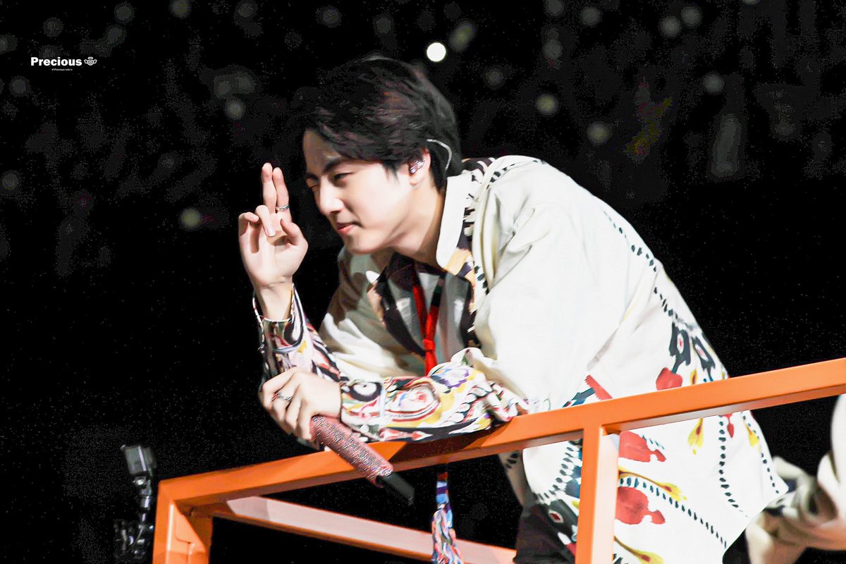 #김석진 #석진 #진 #Jin #seokjin #방탄소년단 #bts #SuperTunaByJin 
#PTD_ON_STAGE_LA
211128 PTD LA D-2