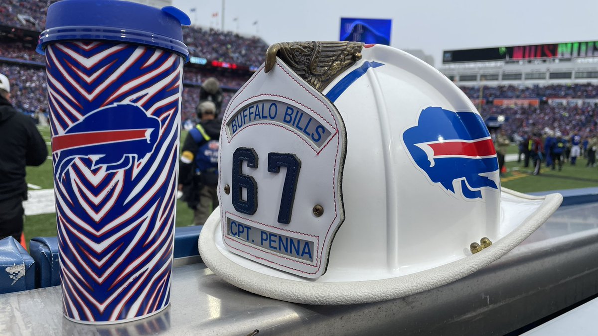 ngff384's tweet photo. #NEvsBUF #MNF morning with a #BillsCoffeeTrain … #GoBills! #BillsMafia #PlayForTRE! #NFL #NFLTwitter #Coffee #CoffeeTime https://t.co/WYPXXIt8Ky