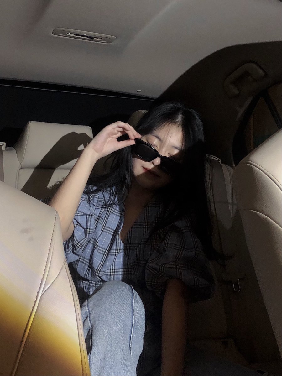 Huaying_in_luv's tweet photo. ||• #ARMYSelcaDay #ARSD •||

𝘺𝘰𝘶𝘳 𝘭𝘰𝘷𝘦 𝘺𝘰𝘶𝘳 𝘭𝘰𝘷𝘦 𝘺𝘰𝘶𝘳 𝘭𝘰𝘷𝘦 ♡︎
_ 𝓲  𝓶𝓲𝓼𝓼  𝓽𝓱𝓪𝓽☏ _

➪ 🄱🅃🅂 - 🄷🄾🄼🄴🏠

 #BTS #방탄소년단 #RM #JIN #SUGA #JHOPE #JIMIN #V #JUNGKOOK @BTS_twt https://t.co/T57iTinJ8Q