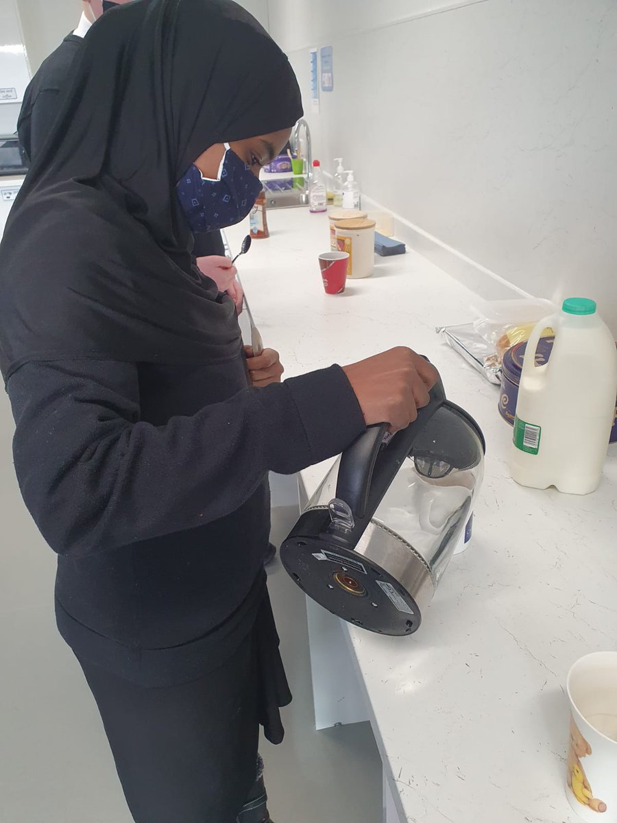 Cantonian_Base's tweet image. KS4 enjoyed their independent skills session with @MrsLDale last week ☕ well done everyone #accessbase #skillsforlife #independeneskills #cantonianhigh