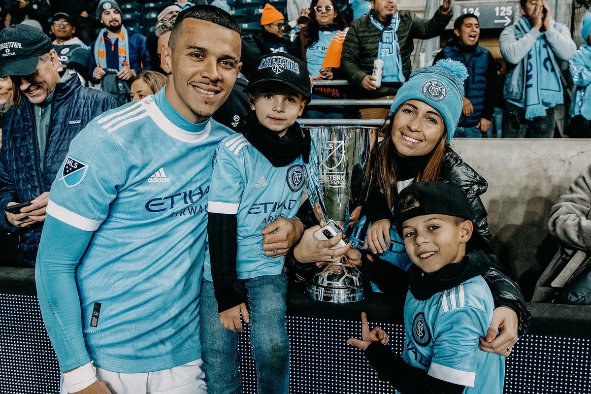 alfredo1008's tweet photo. Eastern Conference Champions 🏆✔️ onto the next one..we’re not done yet @NYCFC 💙 https://t.co/tng6ivSnQY