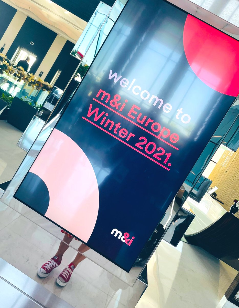 GaynorEngland's tweet photo. Flying the flag for live events &amp; celebrating the value &amp; importance of meeting safely face to face. The lovely weather is a bonus too ☀️🙌@MIForums #AbuDhabi #Eventprofs #MeetSafeMeetSmart 🇦🇪 https://t.co/FtVBe0STpJ