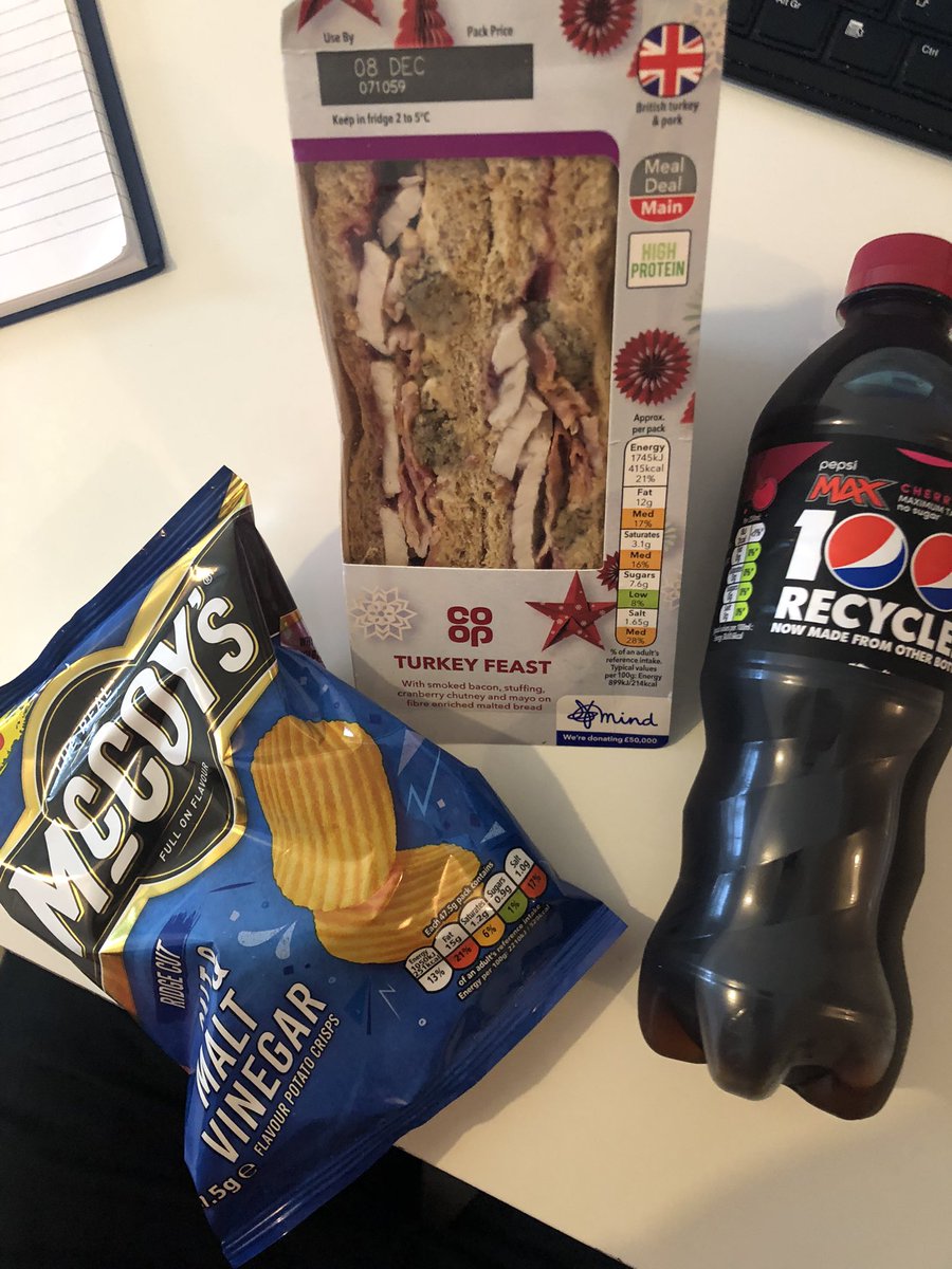 SiEdward5's tweet photo. Turkey Feast @coopuk Loaded, this sandwich packs a punch🥊 Stuffing perhaps on dry side but totally offset by a delectable cranberry chutney and mayo. Turkey and bacon quaffable and malted bread spot on! A good value meal deal as ever garners festive cheer! £3.50 4/5🎄🥪#pepsi https://t.co/P7M0r0Kn6o