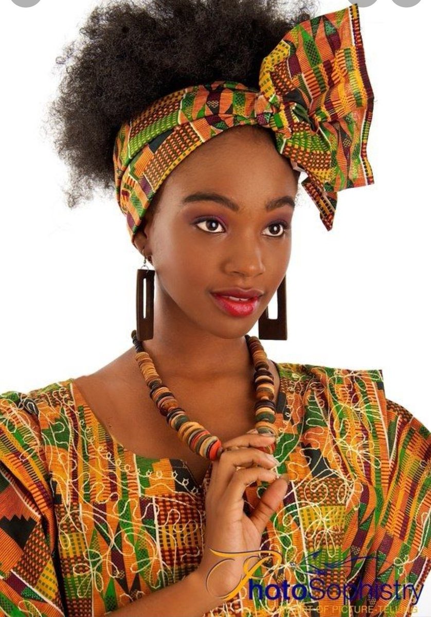 PrettyMaddie5's tweet photo. Africa my continent 🥰#kitengi https://t.co/YvWCBCUQ3d