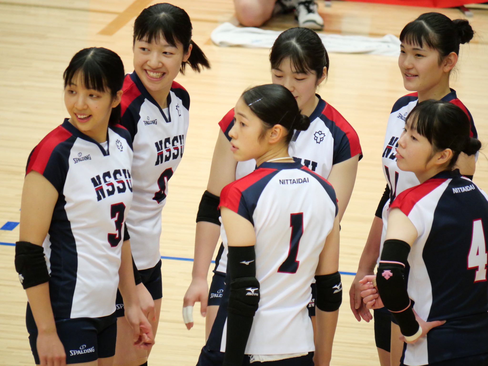 大東文化大学女子バレージャージその他 日本体育大学女子バレー部ユニフォーム 大東文化大学女子バレー