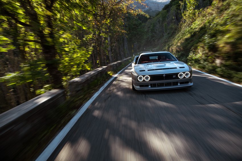 Een nieuwe ster in het steeds boeiender wordende universum der resto-mods: de #Kimera EVO37. Schoonheid, snelheid, stijl, hij heeft het allemaal. In minstens dezelfde mate als de originele #Lancia 037.
Octane reed hem in de bergen bij Turijn. Lees het in het nieuwste nummer.
