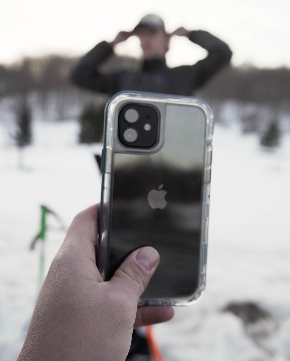 LifeProof's tweet photo. clearly snowproof 
#LifeProofNEXT #ShowUsYourProof 
📸 @joey_d18 https://t.co/6uB8SvLno6