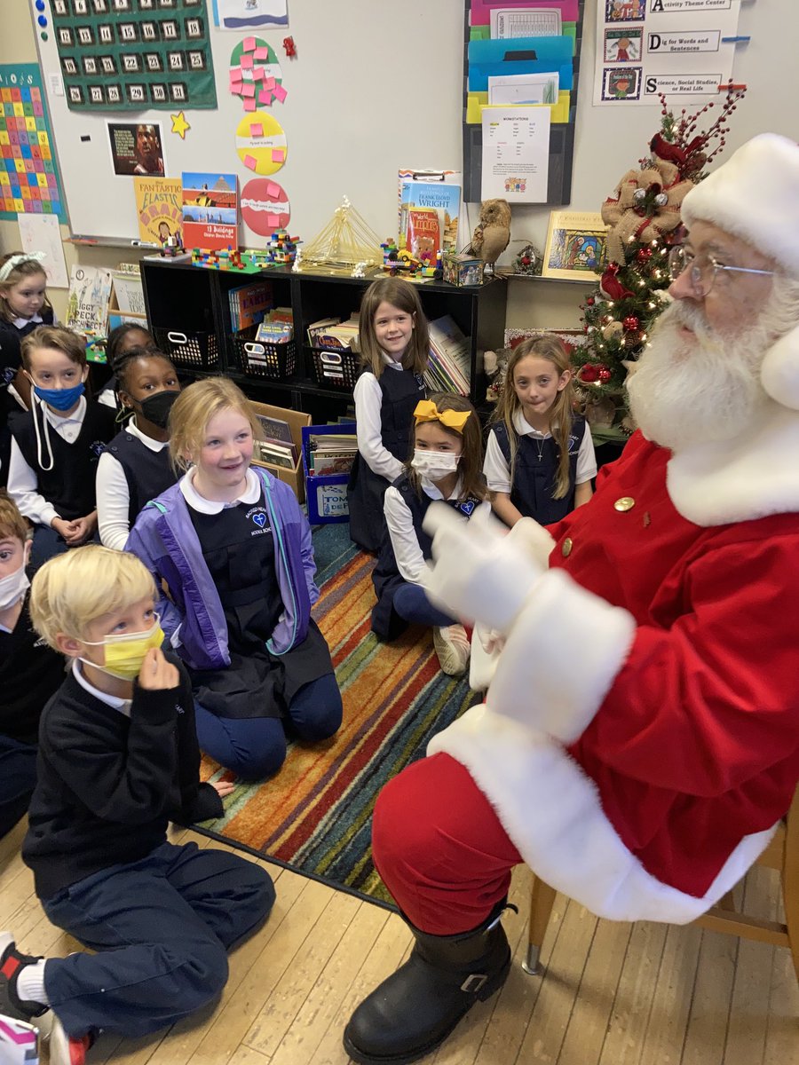 anne_perryman's tweet photo. We had a visitor to our room today - St. Nicholas ⁦@SHMSlouisville⁩ https://t.co/dZmRvtEthD