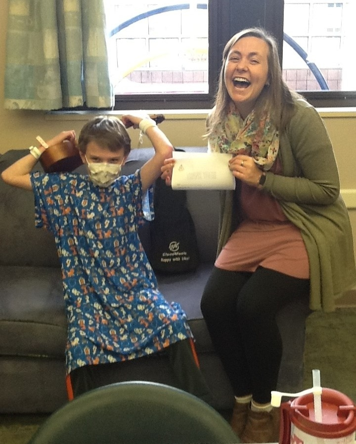 UkuleleKidsClub's tweet photo. Our UKC kids and music therapists always have fun in their sessions! They even find new ways to play their uke!
#MTAdvocacy #MTRocks #musictherapist #Musictherapists #musicheals #Musicsession #Musictherapy #MusicMaking #jamsession #ukecircle #UKCStories #ukulelechoir #ukulele https://t.co/zNiQCaG7xv