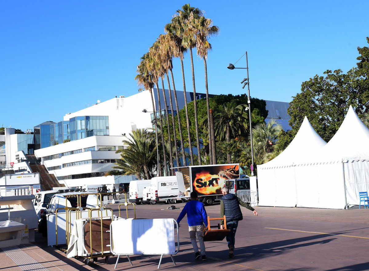 CannesPalais's tweet photo. #ILTM set up in progress in #Cannes!
See you tomorrow at the Palais for the leading event of the luxury tourism industry!
#CotedAzurFrance #CannesFrance https://t.co/Sfl0mL2X3v