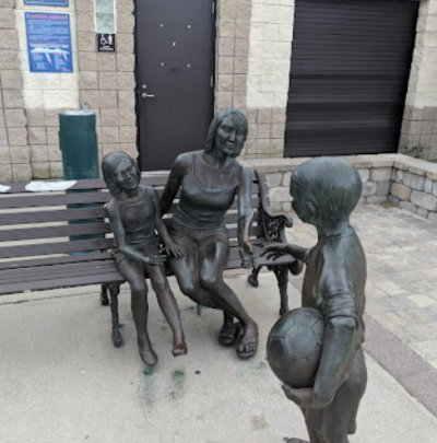 SportingStatues's tweet photo. Trying to crowdsource some more info - anyone here from or near #Jacksonville #USA? Having finally tracked down a decent photo of this statue of a soccer family at #PattonPark we're after a sculptor, unveiling date and plaque... any info gratefully received! https://t.co/7qsEknX8Br