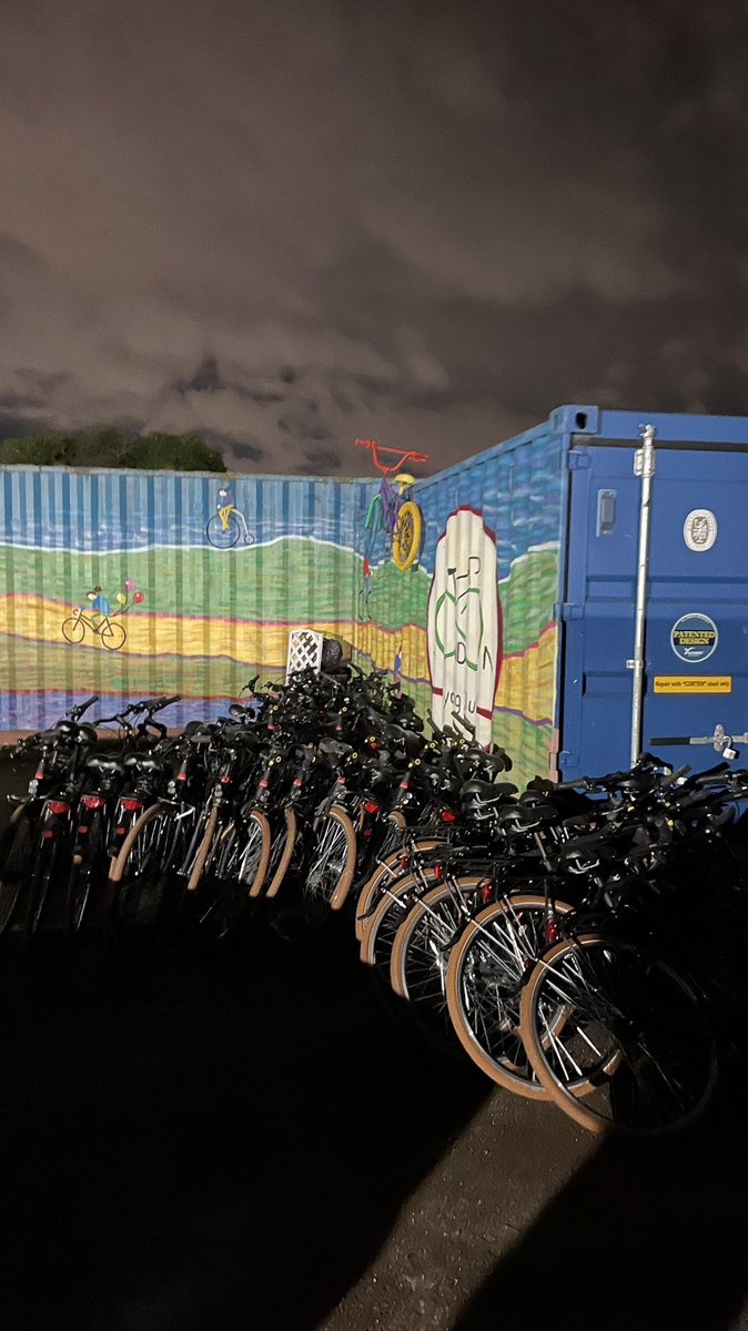 LondonCyclingC3's tweet photo. Today, we donated 5 new bicycles
to Platinum Performing Arts school in Enfıeld. We support young people to have access to a green and healthy mode of transport.
Thanks to our community partner @London_Cycling
project sponsored by #bikester @BikeIsBestHQ https://t.co/ubk6GhiHyU