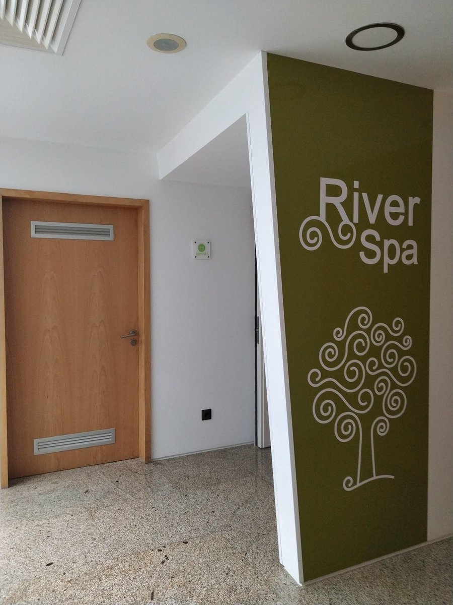 DescubreCadaDia's tweet photo. Os propongo una #escapadarelax en el @mun_melgaco
a orillas del @MinhoRio en el Hotel-Spa Monte Prado @montepradominho
una escapada perfecta para desconectar 🤫 https://t.co/4hpJVri52s