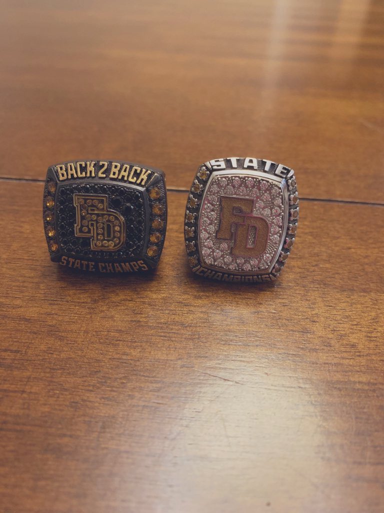 KaylaSesberry's tweet photo. How it started vs How it’s going 💍💙💛 @LanderWBB @CoachAllen_FDHS 🤞🏾 https://t.co/68a5116DjO