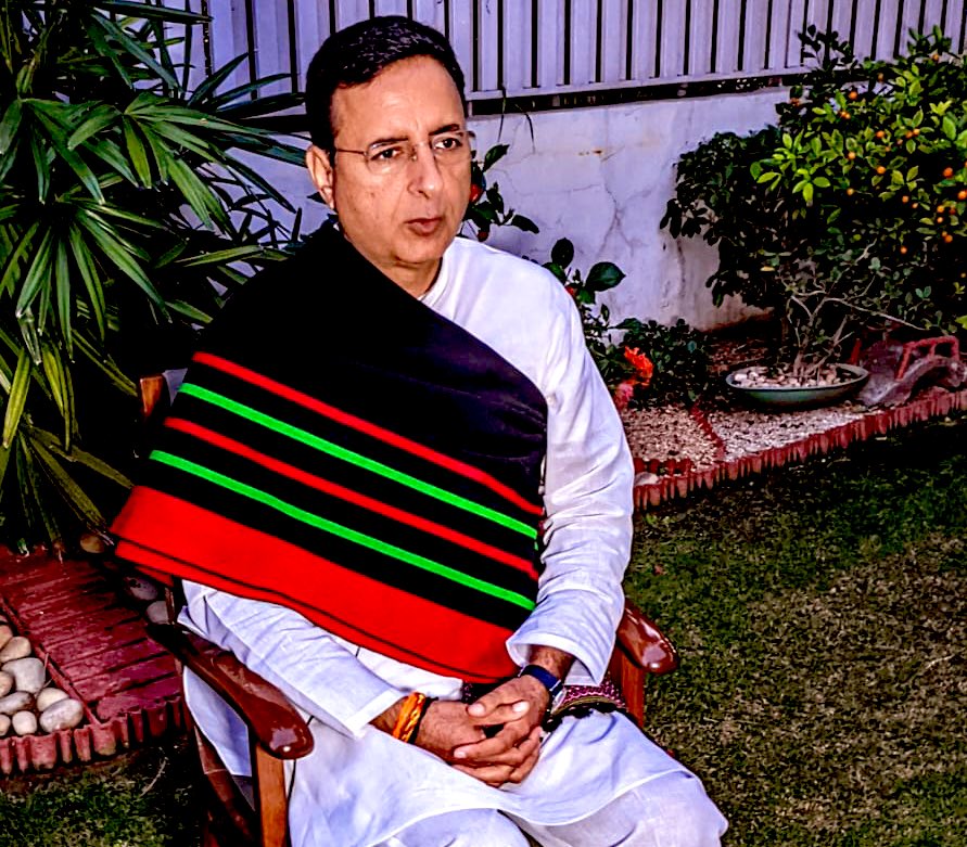 tazeelg's tweet photo. Unity in Diversity. 
A Man from Haryana in a Naga shawl.
Jai Hind

@INC_Television @rssurjewala @rupin1992 @iPranavG @Rajinderrana999 https://t.co/D6pgQRo2rf