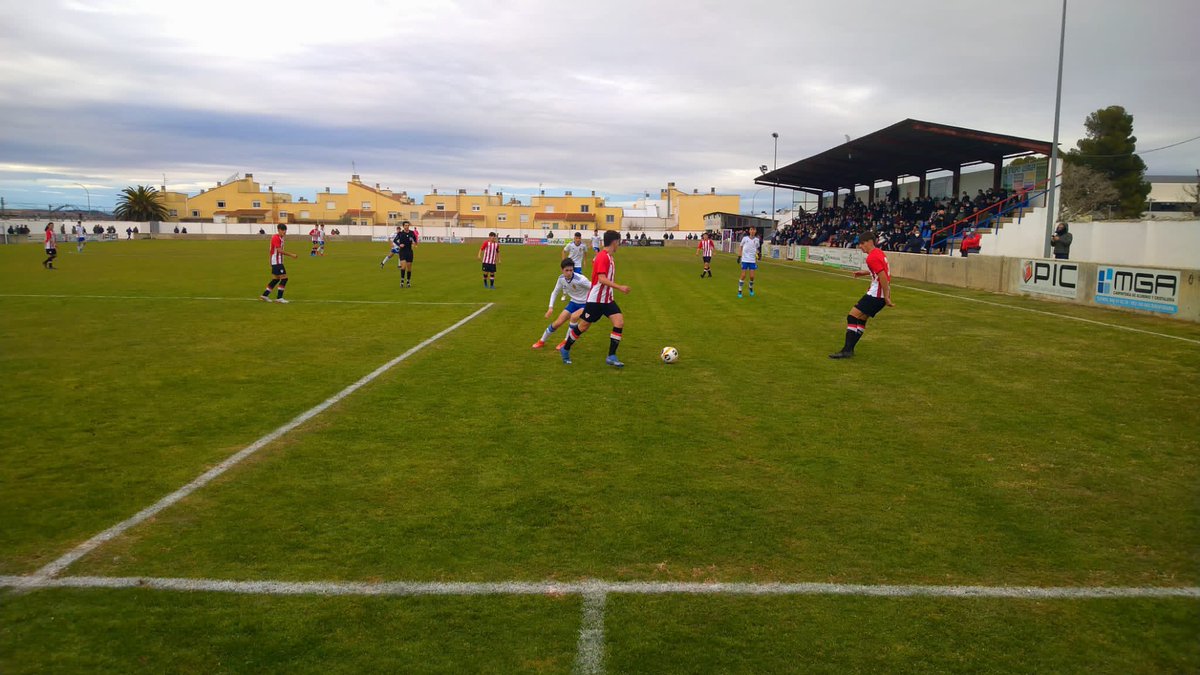 escuelaribera91's tweet photo. Comienza el partido en #Ribaforada entre @AthleticClub y @RealZaragoza https://t.co/uQwySdjeC3