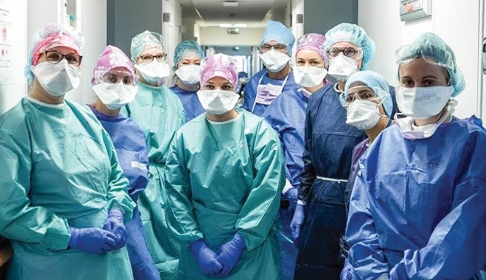 Sağlık bakanlığı tamamen algıdan oluşan hiçbir sağlık emekçisine yararı dokunmayan,
Sözde iyileştirmelerden vazgeçerek yaşam koşullarına pozitif ve adil etki edecek gerçek yasaları bir an önce hayata geçirmek ZORUNDADIR!
<a href="/drfahrettinkoca/">Dr. Fahrettin Koca</a> <a href="/RTErdogan/">Recep Tayyip Erdoğan</a>
<a href="/NureddinNebati/">Dr.Nureddin NEBATİ🇹🇷</a>
#SağlıkçıGrevde