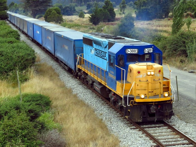 Carloszzasa's tweet photo. Los chilenos en su mayoría queremos 
Trenes para Chile de pasajeros y carga
   
   #TrenesparaChile https://t.co/NpTiOEg34v