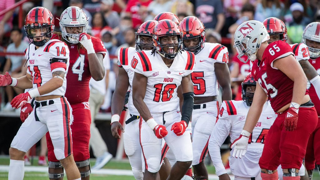 colter_brice's tweet photo. After a great talk with @BrianVolz I’m blessed to receive an offer from North Greenville University! https://t.co/8tRXQW36la