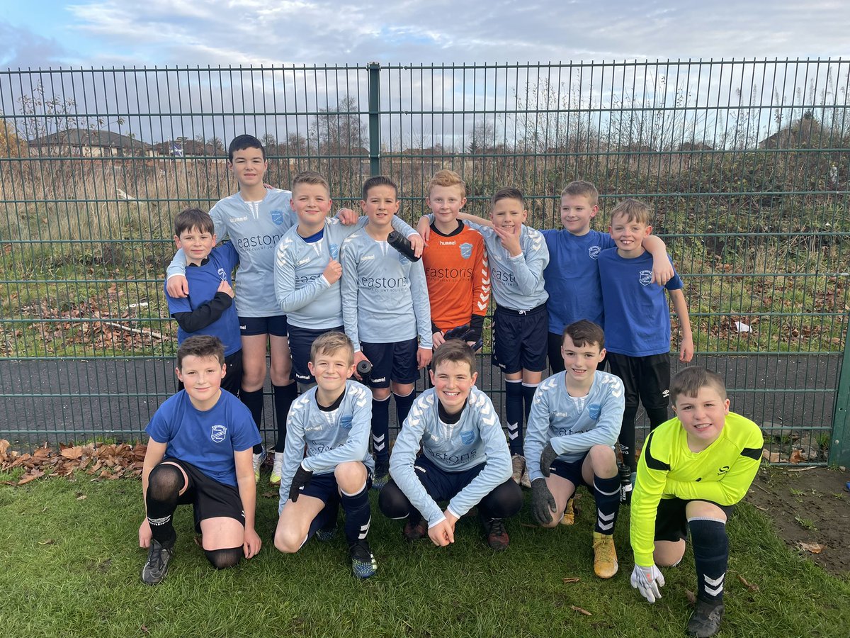 WallacePrimary's tweet photo. Last week we were part of a Cluster Football event with pupils from @GlencoatsPS_  &amp; @ElccWest. Our boys and girls team had a great time and represented the school so well. We were very proud of them! (Apologies we only have photos of the boys)#happytogether https://t.co/8ZpdQIotiY