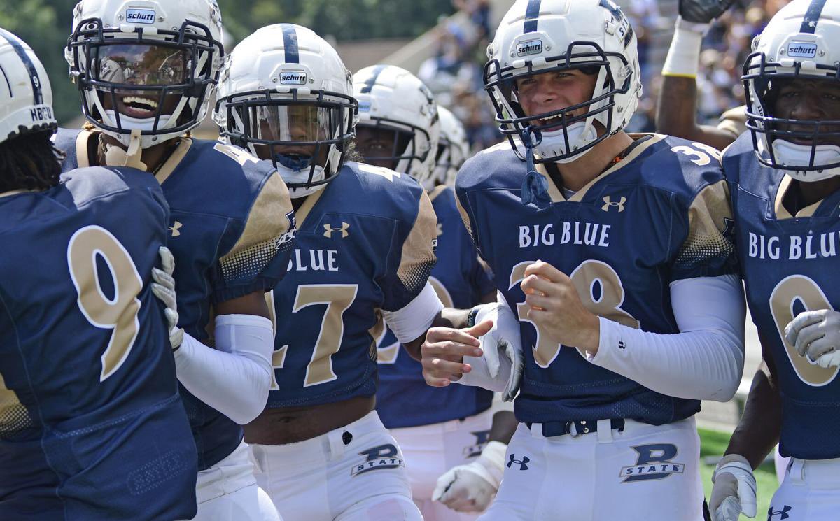 Bigcjmosley's tweet photo. Blessed to receive an offer from Bluefield State College!! @Coach_lrob @CoachDManley @DSACoachHlee_4 @gohshsfootball @MrKleanKutVA https://t.co/JuMtGiHH5k
