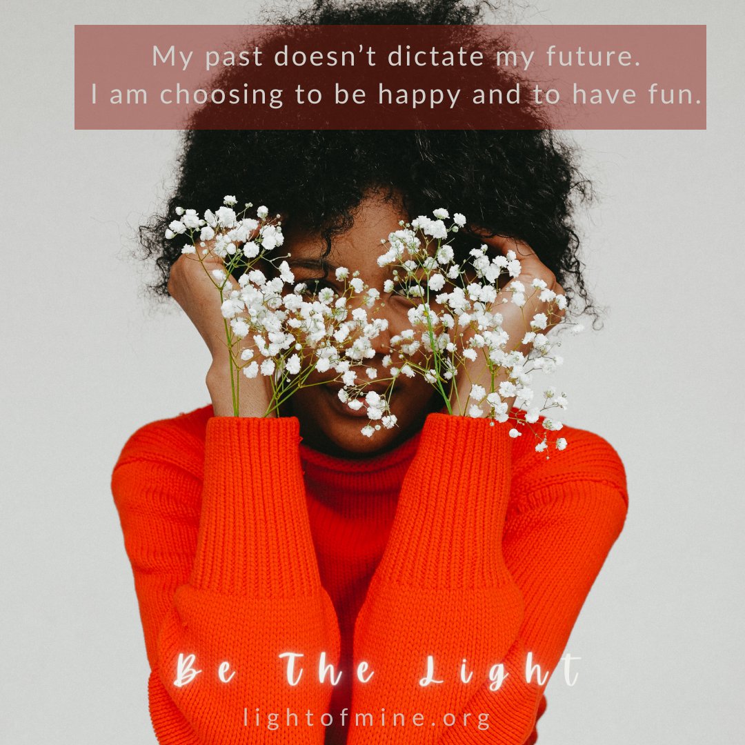 Denashines's tweet photo. #mantramonday
What are you choosing today?
#loveandlight #beinthemoment #lightofmine #iamenough #empath #energyhealer #lightworker #raiseyourvibration #selfcarematters #bethelight #denverwellness https://t.co/9Vljc4YRYJ