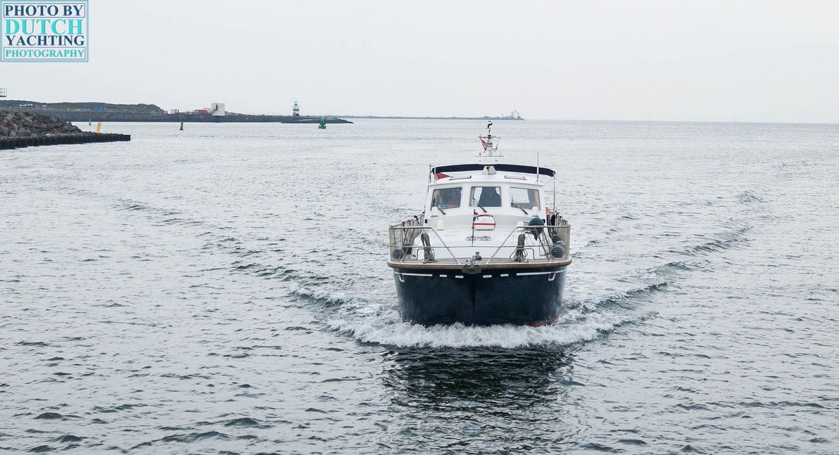 Dutchyachting's tweet photo. The pilot44 was inspired by the English pilot boats and was delivered by VDL Shipyards in Waalwijk after a design by W. Nieland. We pictured the 13,84m sea going yacht in IJmuiden. Photos by @DutchYachting 

#Pilot44 #VDLShipyards #Seagoing #Yacht #Motorboat #Motorboating #Pilot https://t.co/jLocW3IyFJ