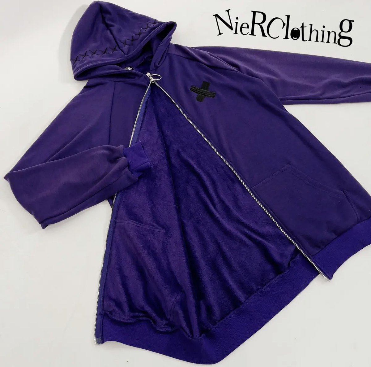 NieR_tokyo's tweet photo. 🎁本日〆切プレゼント企画🎁

防寒ふわもこFACE LOGO DOUBLE ZIP PURPLE PARKA

🎁3名様にプレゼント🎁

ユニセックスアイテムです🐰

◼応募方法
フォロー(@NieR_tokyo) &amp; RT
◼締切〆  本日24時

※鍵垢の方も対象内です。
是非ご参加ください🙇‍♂️🙇‍♀️ https://t.co/ifwZzwzqZs