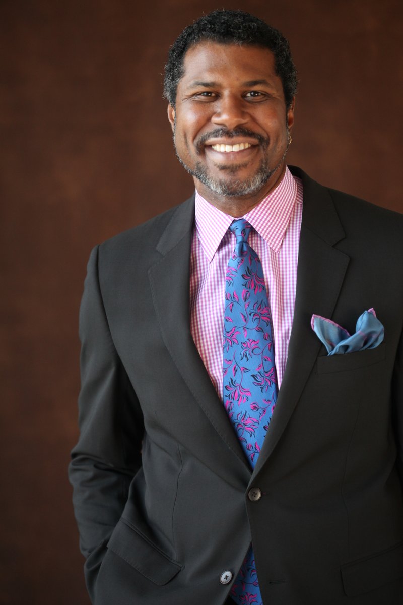 SavMusicFest's tweet photo. Breaking News❗  
Following a six-month international search, the @savannahmusicfestival Board of Directors announces the hire of seasoned arts executive Gene Dobbs Bradford as incoming Executive Director. https://t.co/CelKOiKo1F