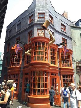 cisimlendi's tweet photo. Burası Harry Potter Park
Diğer adıyla gerçekten mutlu olabileceğim tek yer. https://t.co/Hzh7jOVIet