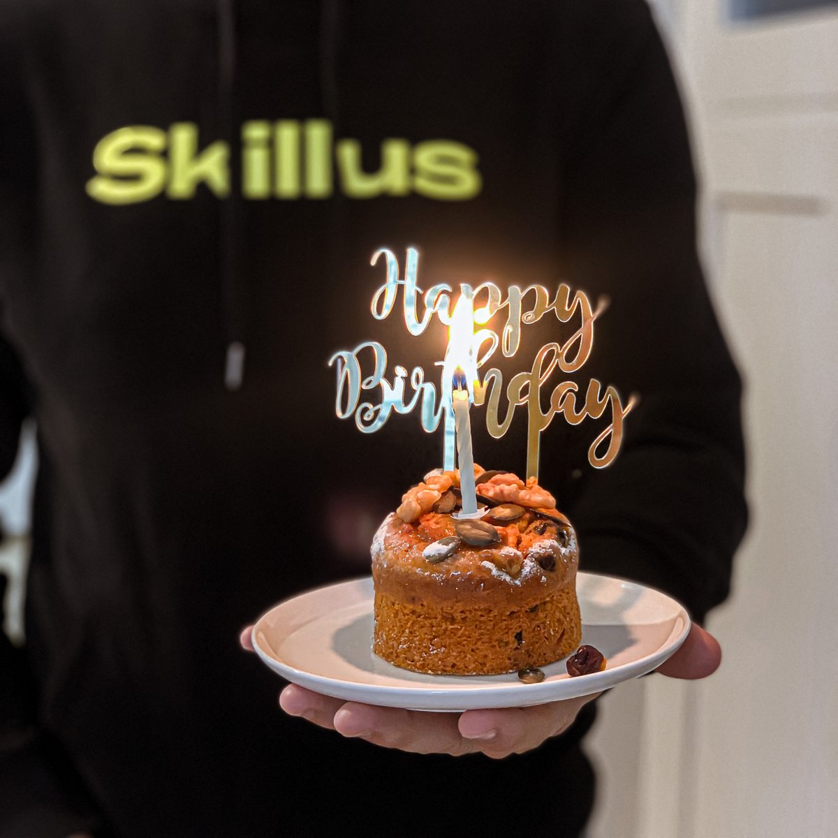 skillusapp's tweet photo. 🎂Celebrating our 1st #birthday! More than 12k users onboard, thousands of completed tasks, many happy customers and a lot of lessons learned. A biiig thank you for the amazing year from #Skillusapp! #skillus #marketplace #Estonia #startups https://t.co/o31aZ2YyEL