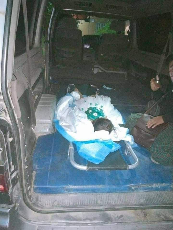 spring_2021's tweet photo. TW//Death

At around 7:45 pm tonight, Terrorists troops deliberately opened gunfire in aiming to residental houses at Aungtharyar ward in Mandalay— a 5yo child playing in the house was shot dead. SAC also threatened "If you all want democracy, live under our rule"
(1/2)
#Dec6Coup https://t.co/Sn5gWncolg