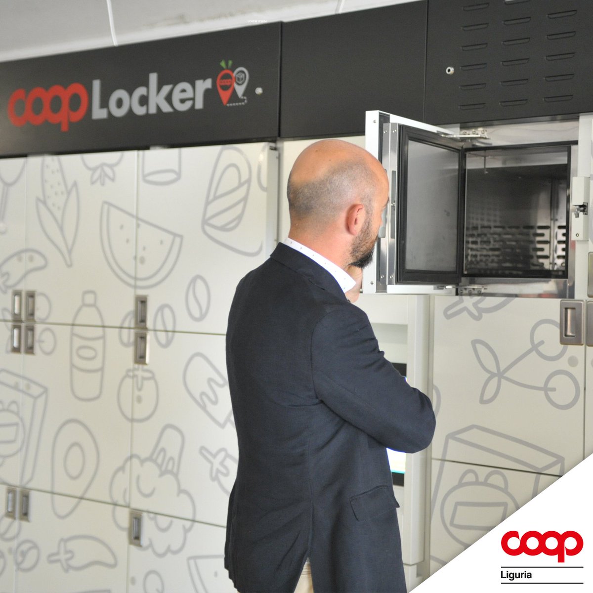 CoopLiguria's tweet photo. La comodità di Coop Locker è arrivata anche in centro a Genova 🛒 Scegli i prodotti su @Coopecommerce e ritirali in via degli Orefici. Ordina la tua spesa online: vai su https://t.co/quqlcrbe3f 😉 https://t.co/cHFQvlWnHx