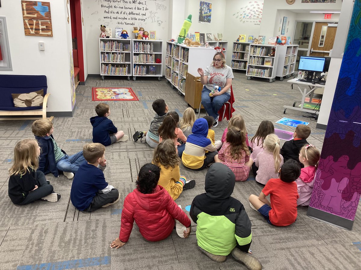 Love Maker’s Space day in the LC!
   <a href="/BESbooklady/">Raschel Boyd</a>  <a href="/BESTexans/">BESTexans</a>