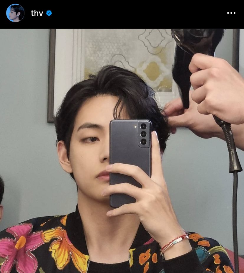 haruharu_w_bts's tweet photo. 🐯’s instagram
😗
@BTS_twt https://t.co/gNruKAWvhE