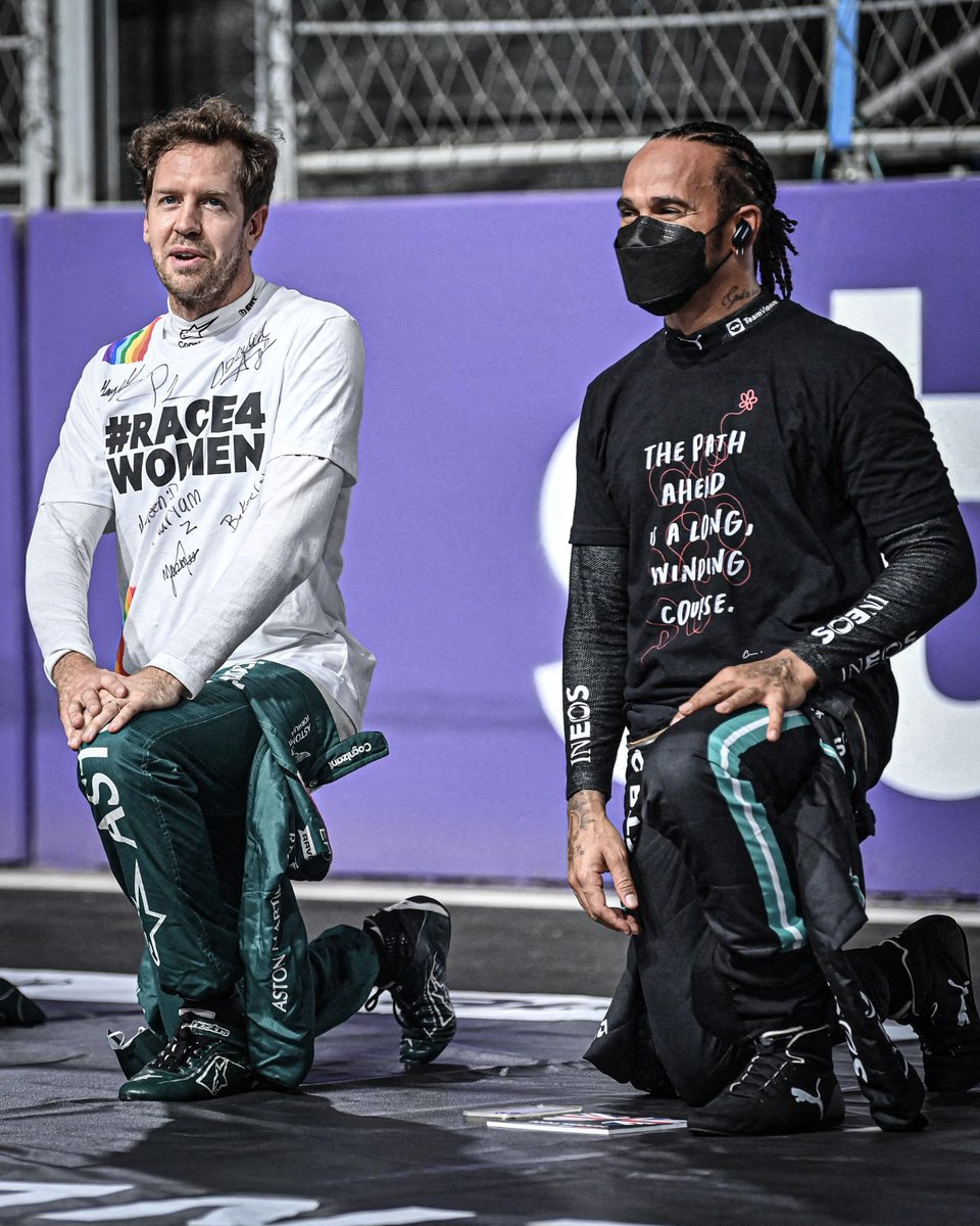 Vettel took the knee alongside Hamilton 🖤

While wearing a t-shirt signed by the women he organised a karting event for in Saudi Arabia 👏

Which also had a rainbow drawn on 🏳️‍🌈