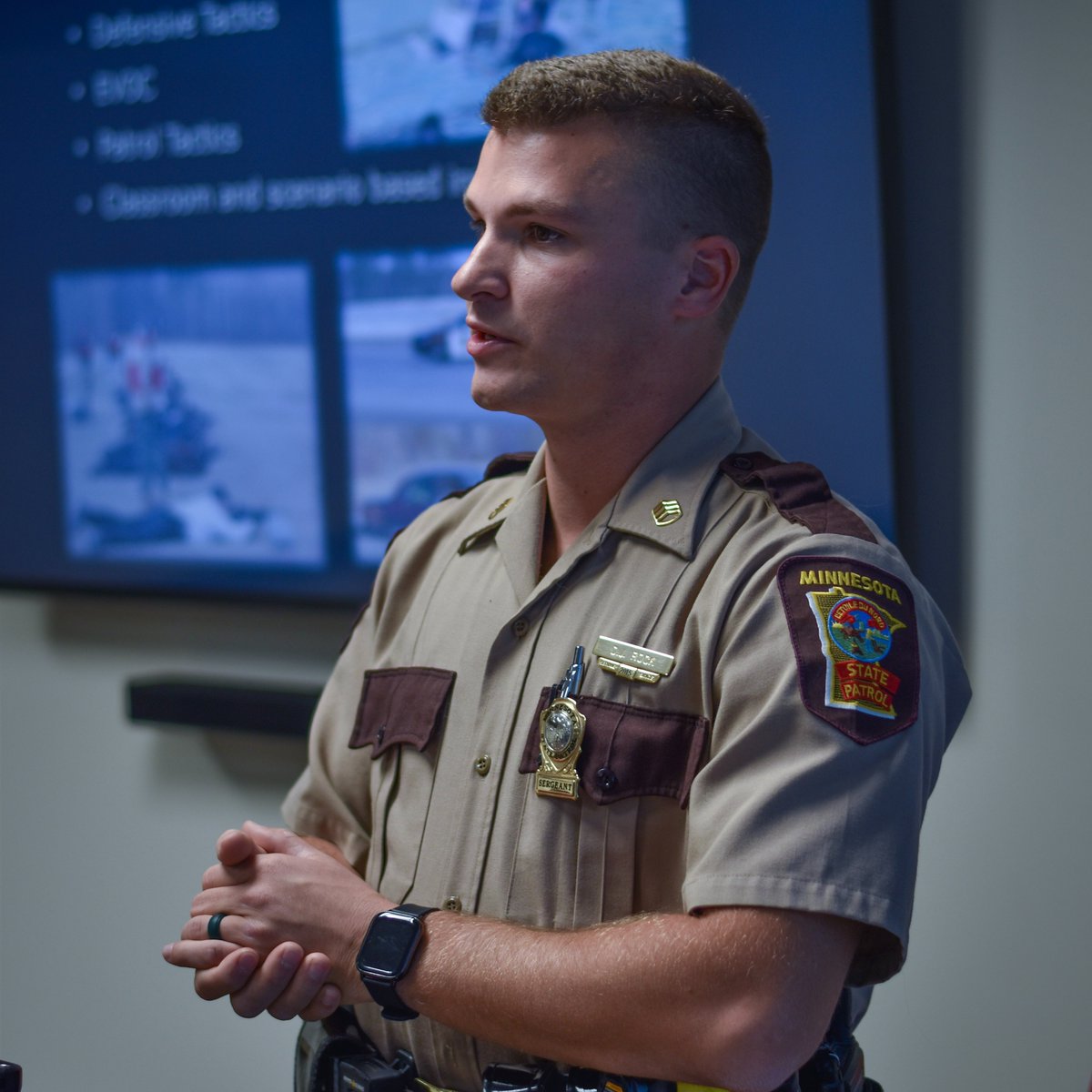 SWMetro's tweet photo. Check it out! 🔍 Former SWMetro Criminal Justice student, David Rock, returns to class as a guest speaker for the MN State Patrol.

BONUS: This photo was taken by talented student Hayden as a part of a CTE Photography assignment! 📸

Can you handle all of the synergy at DLEC? https://t.co/vBajNHU3k8