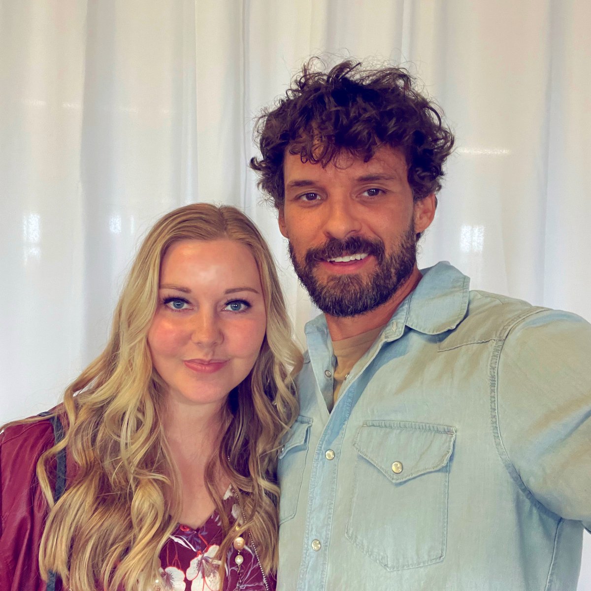 How was it a month ago already that I got to chat with this sweet, talented One Tree Hill actor? Thanks so much <a href="/AustinNichols/">AUSTIN NICHOLS</a>  for being so kind and helping me deal with the loss of my dog😊 #onetreehill #julianbaker #austinnichols #wilmywood #fwbcharityevents