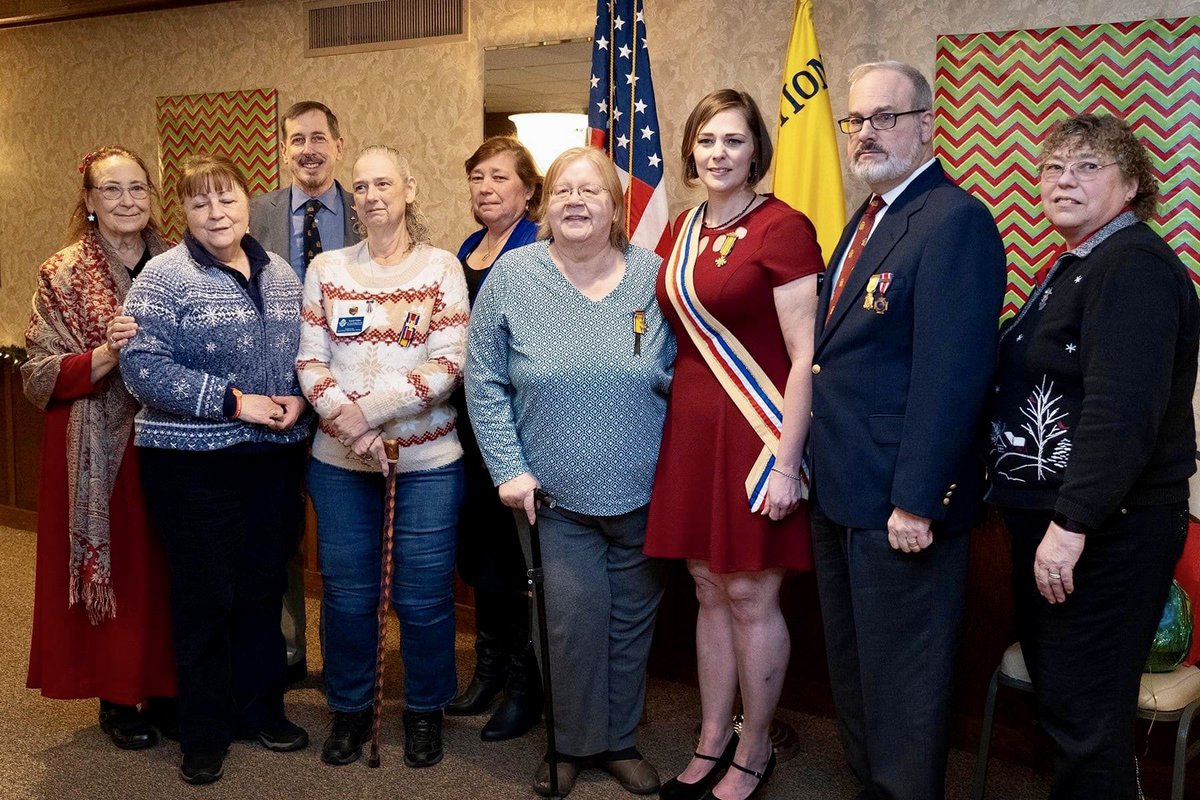 SUVCW's tweet photo. #SUVCW Commander-in-Chief Michael A. Paquette recently joined Past CinC Steve Michaels and officers of the SUVCW Auxiliary to honor Allison Pollitt, current #ASUVCW National President. Huzzah! ๐บ๐ธ๐บ๐ธ
#AlliedOrders #leadership #CivilWarHistory #veterans #honorthem https://t.co/ERTmh6A05h