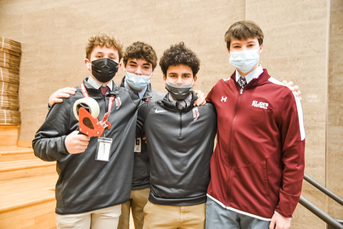 SJCI's tweet photo. Food Basket 2021 is underway! Students can bring non-perishable items to the Commons daily before homeroom. Alumni &amp; friends can drop donations off at the Fayette Ave. door on school days from 7:15-8 am OR purchase from Amazon to be sent right to Olean: https://t.co/S8XPks70Vo https://t.co/Kj7X3GtjJ7