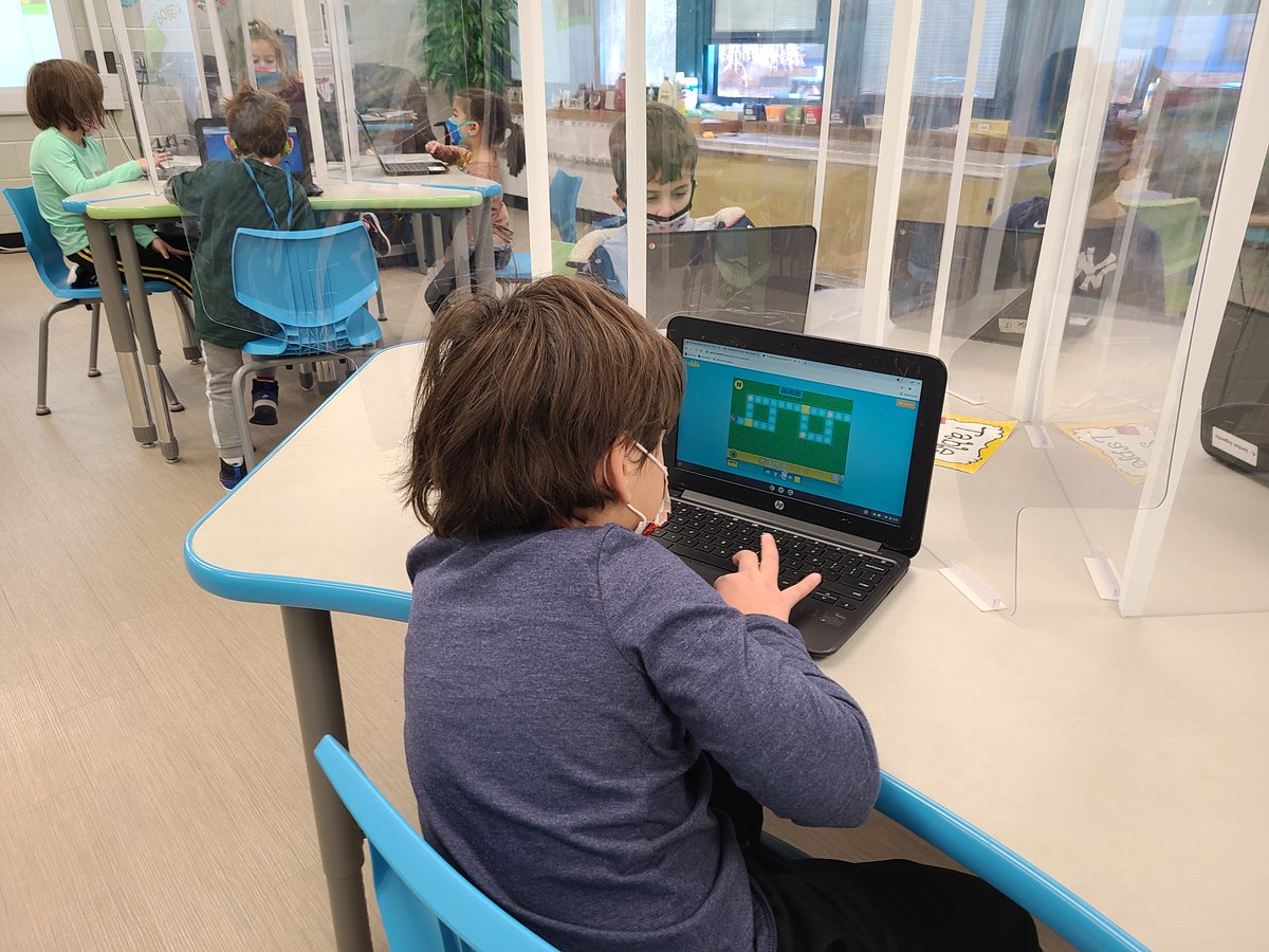 We're working on our coding skills #csedweek2021 #HourofCode2021 #amazoncyberoboticschallenge <a href="/kodable/">Kodable Education</a>