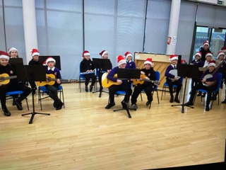 Well Done to our fabulous musicians who serenaded us throughout Christmas Lunch today. It was lovely to have so many children and such a wide variety of instruments. Thank You to Mrs Glanville and all the music tutors for your support and hard work getting us performance ready!