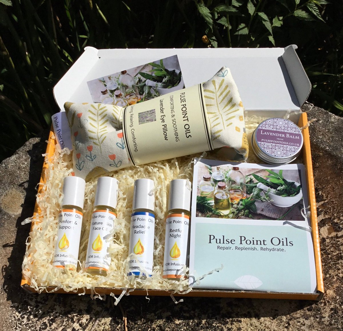 HRusbridge's tweet photo. Well being self care gift box. Choose your natural products from across our range to personalise your pamper hamper. Ready to post with free uk shipping  https://t.co/vKx0UaHlDl https://t.co/yvxHEge3rq