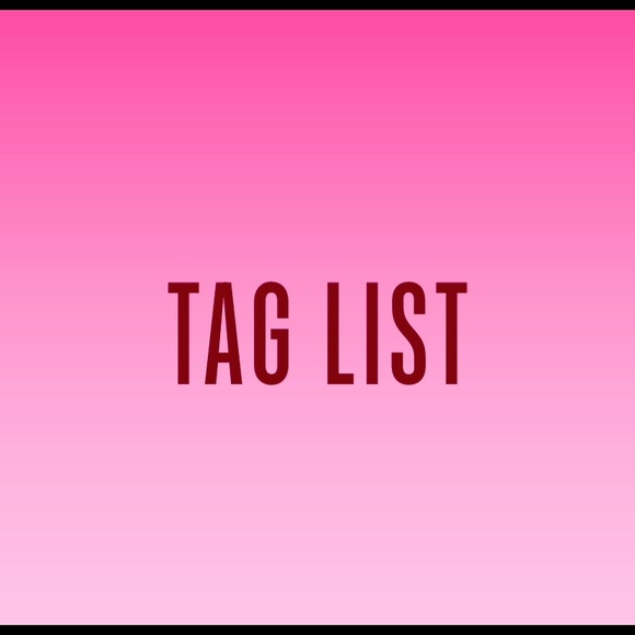 queendom_basic's tweet photo. So good I had to share! Check out all the items I'm loving on @Poshmarkapp from @Iloveyoumorebo1 @sleeponari #poshmark #fashion #style #shopmycloset #colourpop: https://t.co/bmKnCahUML https://t.co/4r4GnL7q23